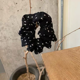 Sandra Scrunchie