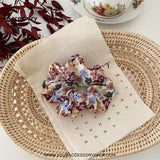 Youthclub Scrunchie