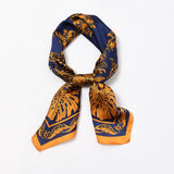 Eleonora Scarf